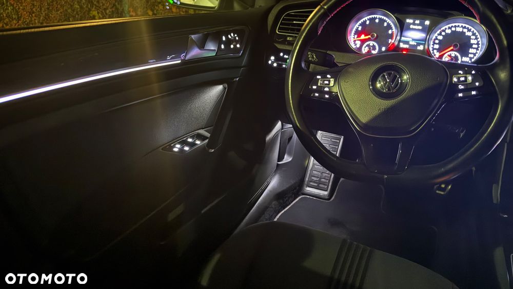 Volkswagen Golf Variant 1.2 TSI BlueMotion Technology Allstar - 38