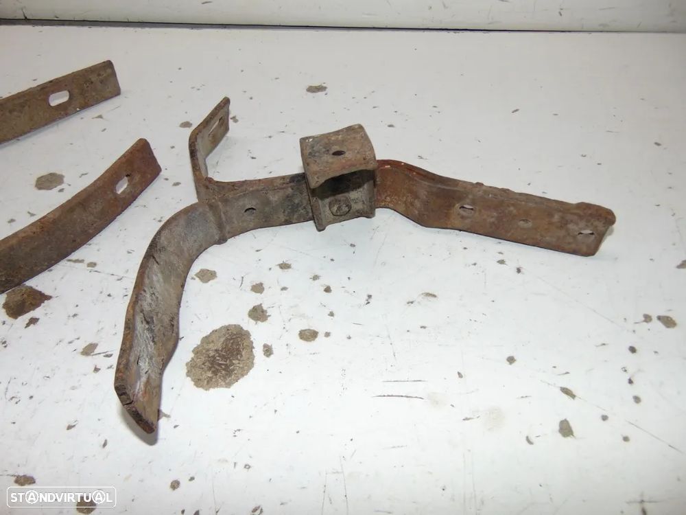 VolvoPV 544 bocal/Suportes - 7