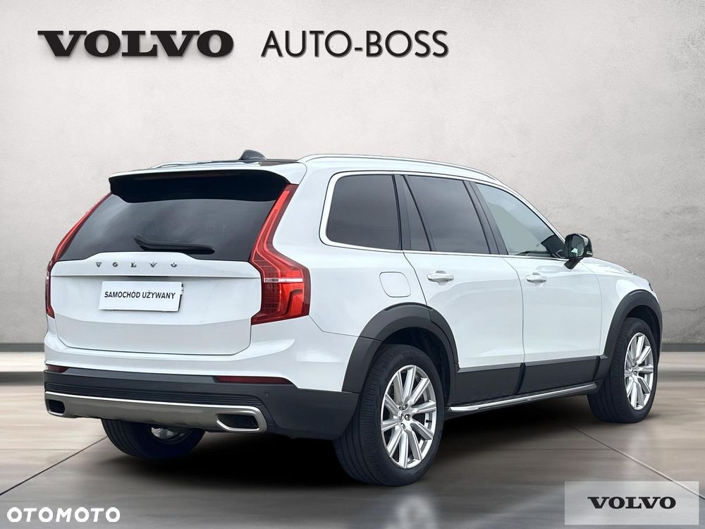 Volvo XC 90 - 5