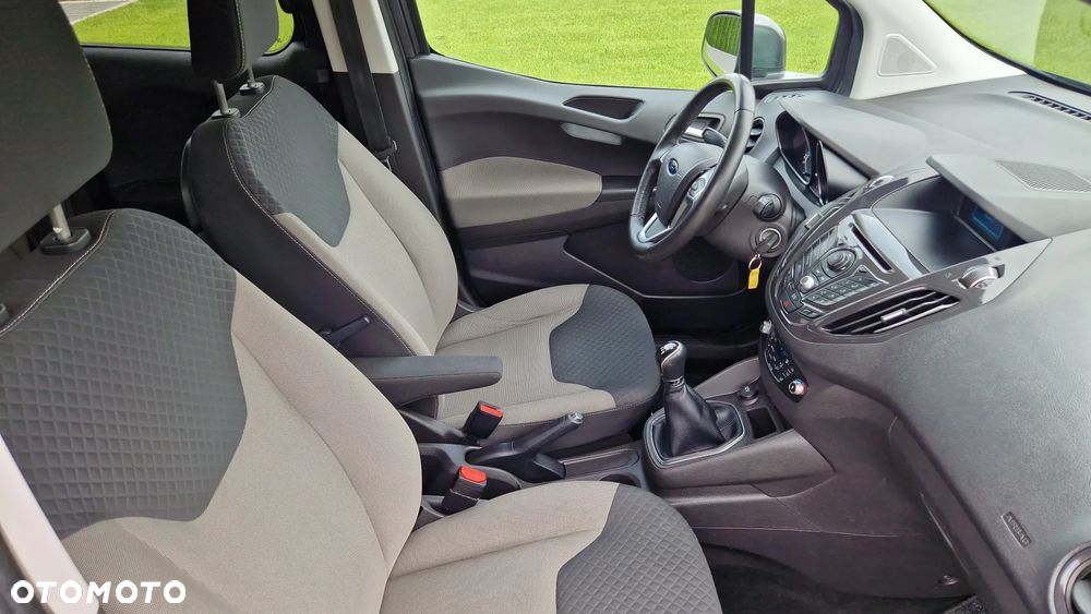Ford Tourneo Courier 1.0 EcoBoost Titanium - 10