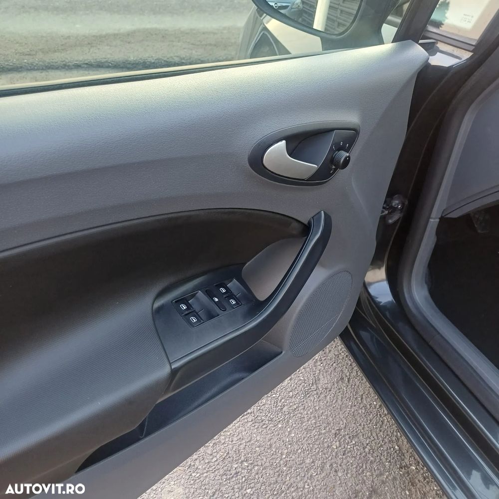 Seat Leon 1.6 TDI - 8