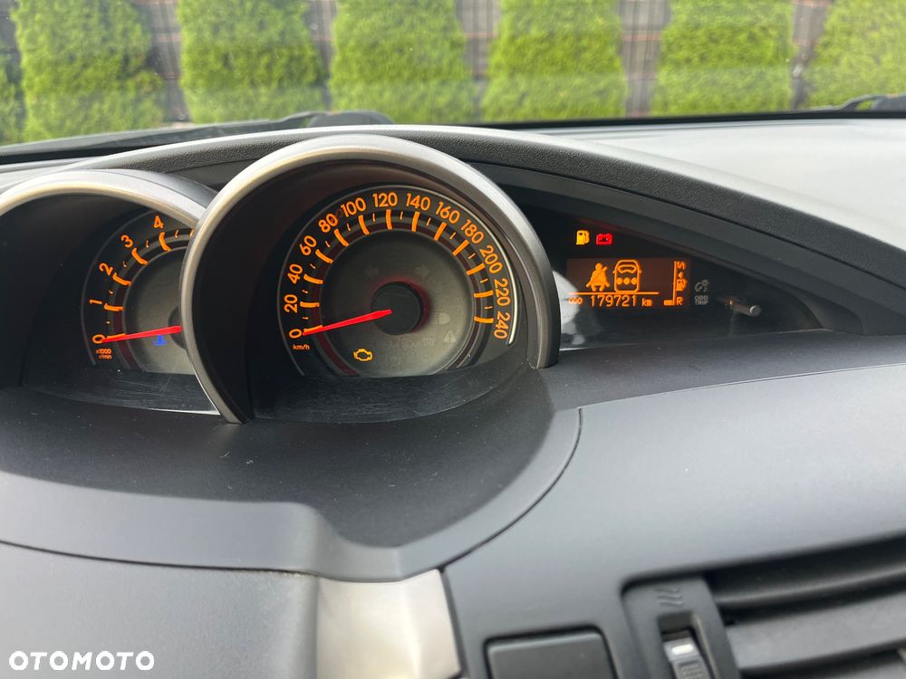 Toyota Verso 2.0 D-4D - 13