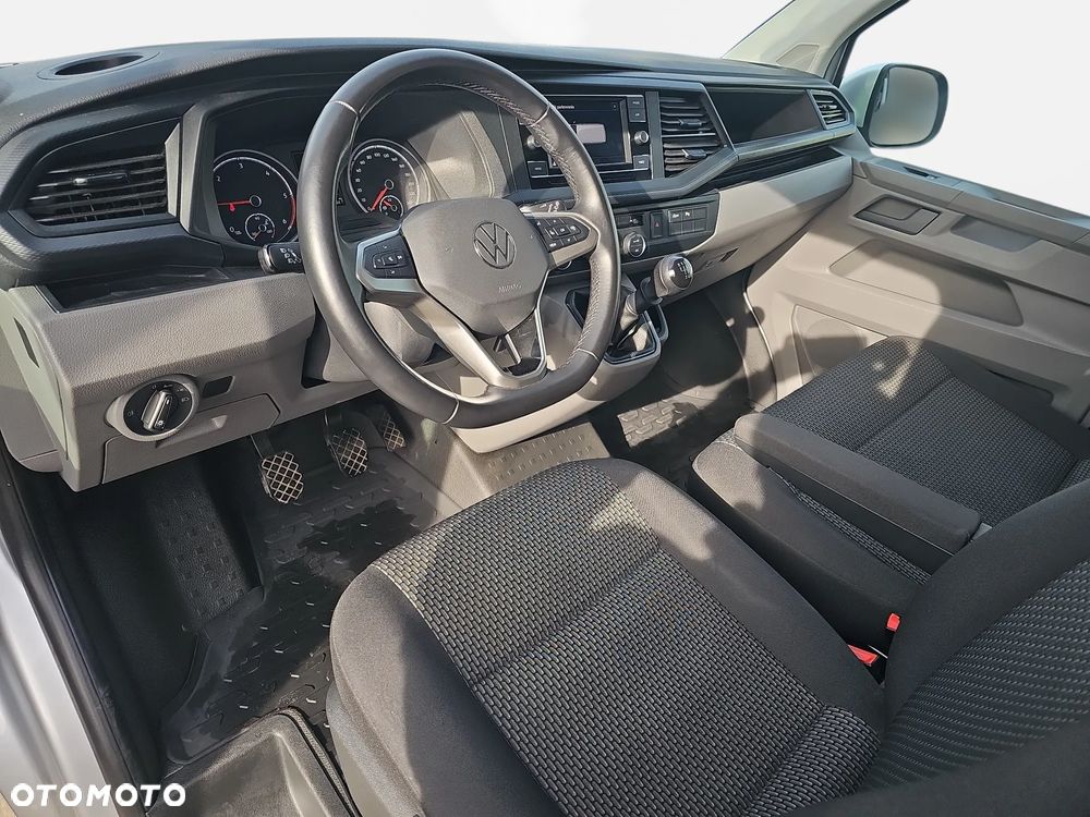 Volkswagen Caravelle - 6