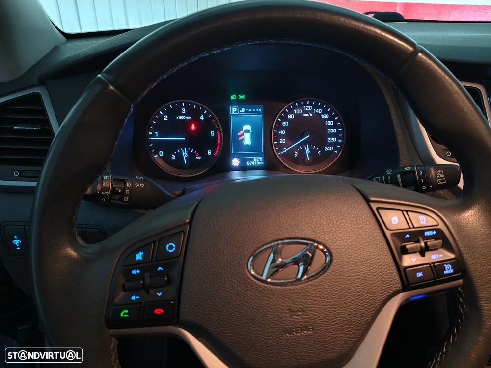 Hyundai Tucson 1.7 CRDi Premium DCT - 9