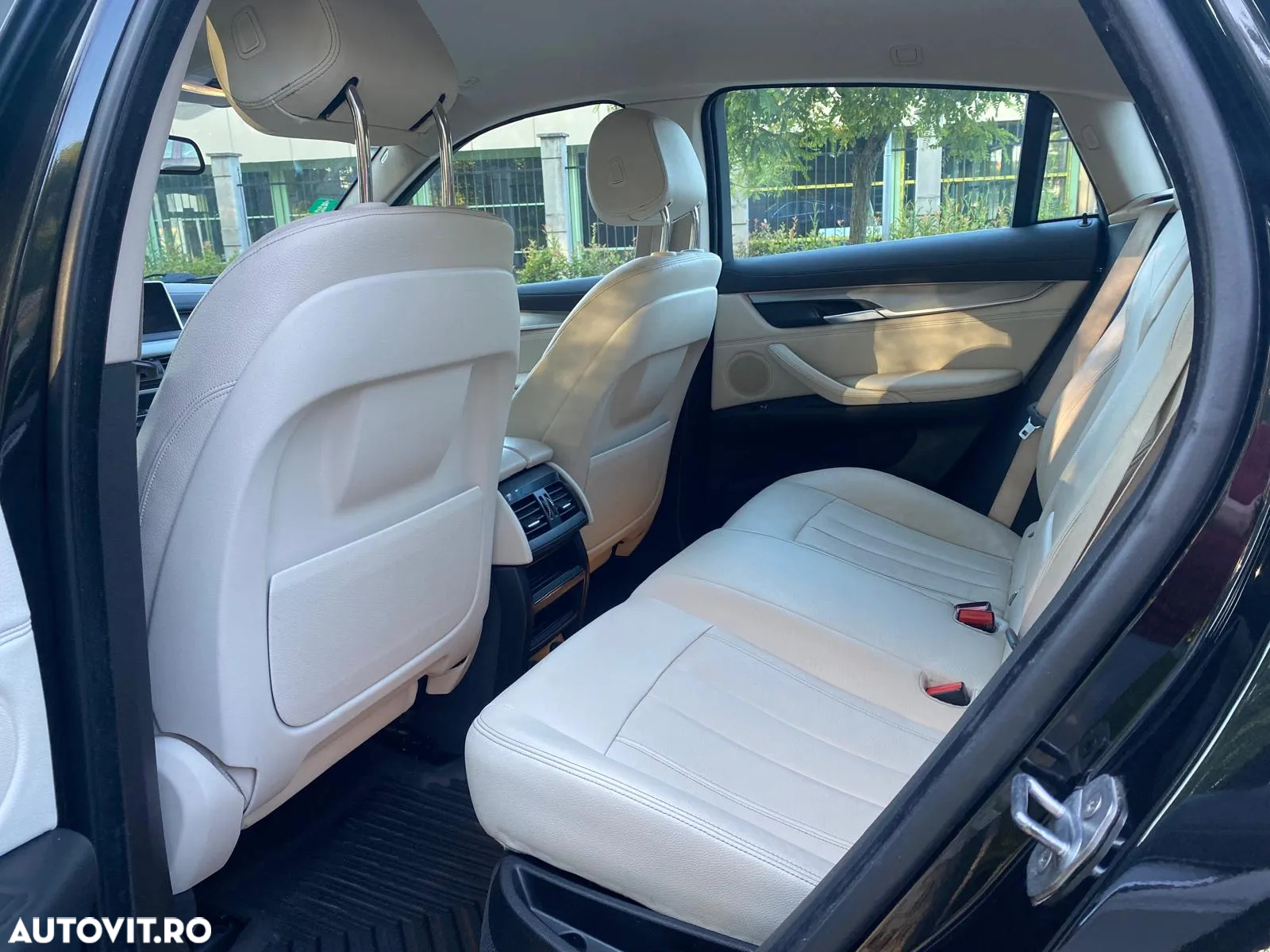 BMW X6 xDrive30d - 11
