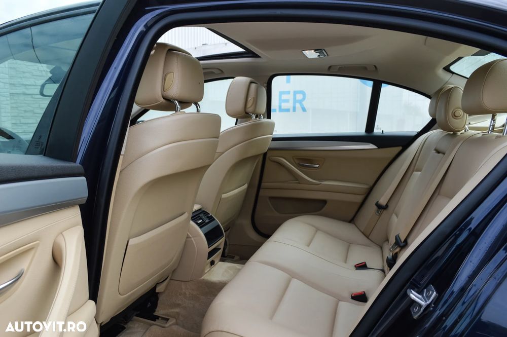 BMW Seria 5 520d Aut. Modern Line - 22