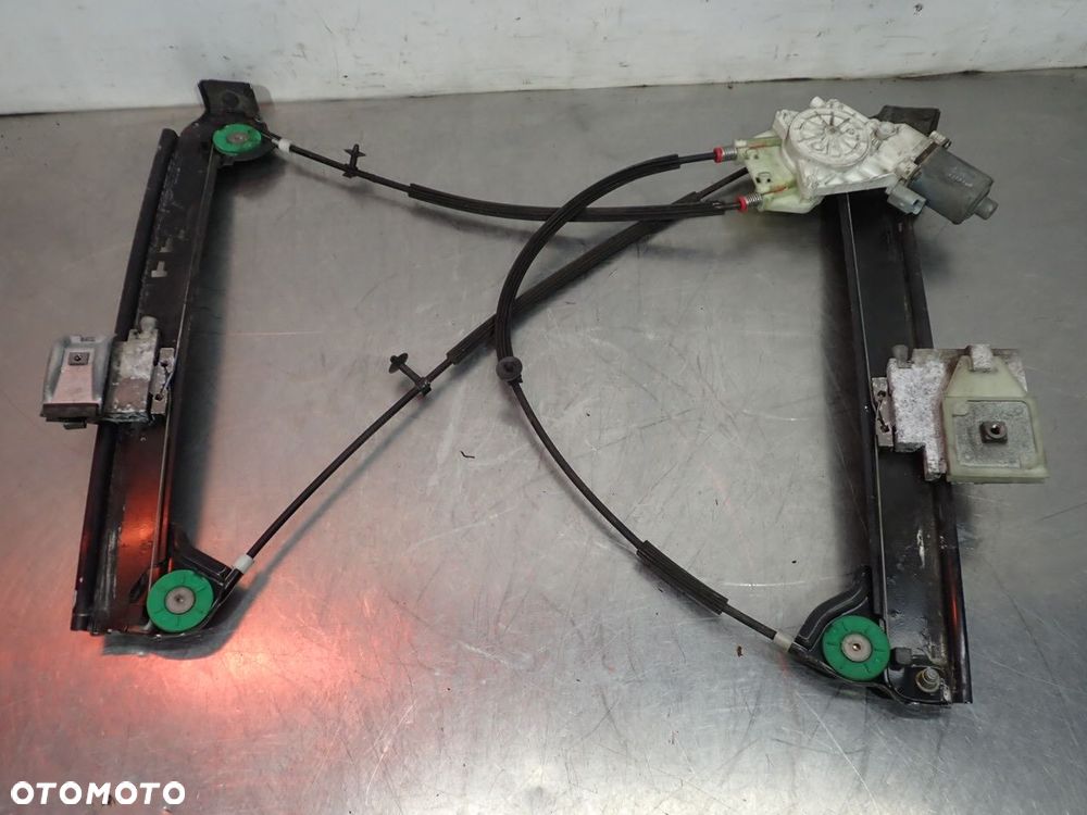 PODNOŚNIK SZYB PRAWY PRZÓD NISSAN MICRA K12 C+C   0130822318   128000651 - 1
