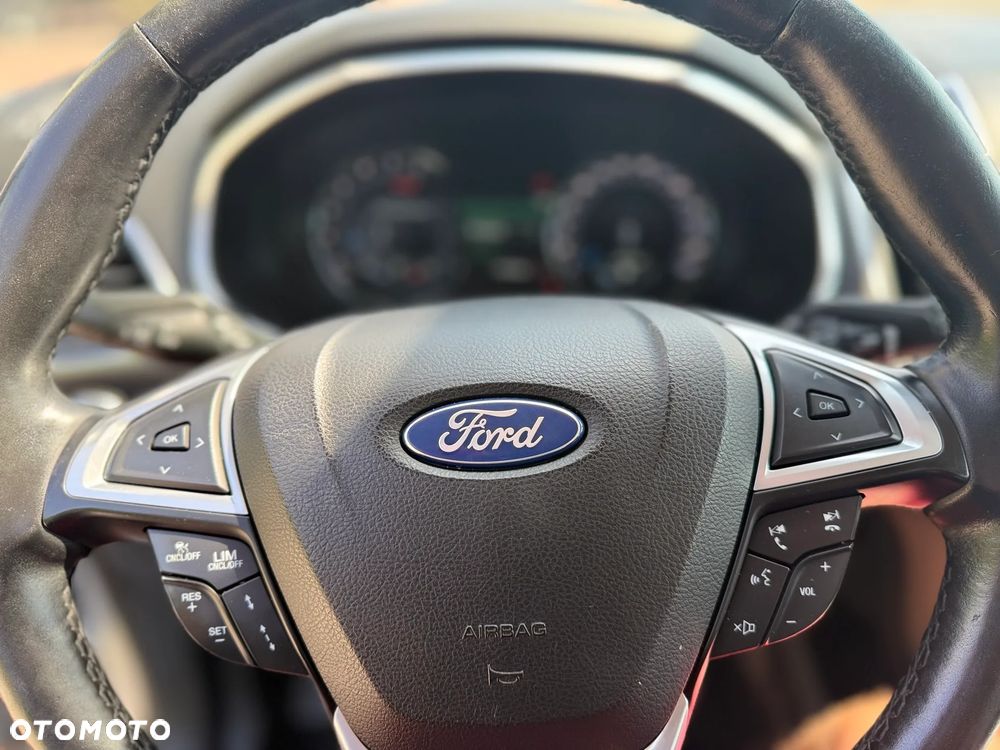 Ford S-Max - 23