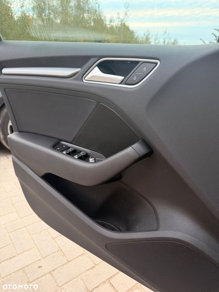 Audi A3 Sportback - 12