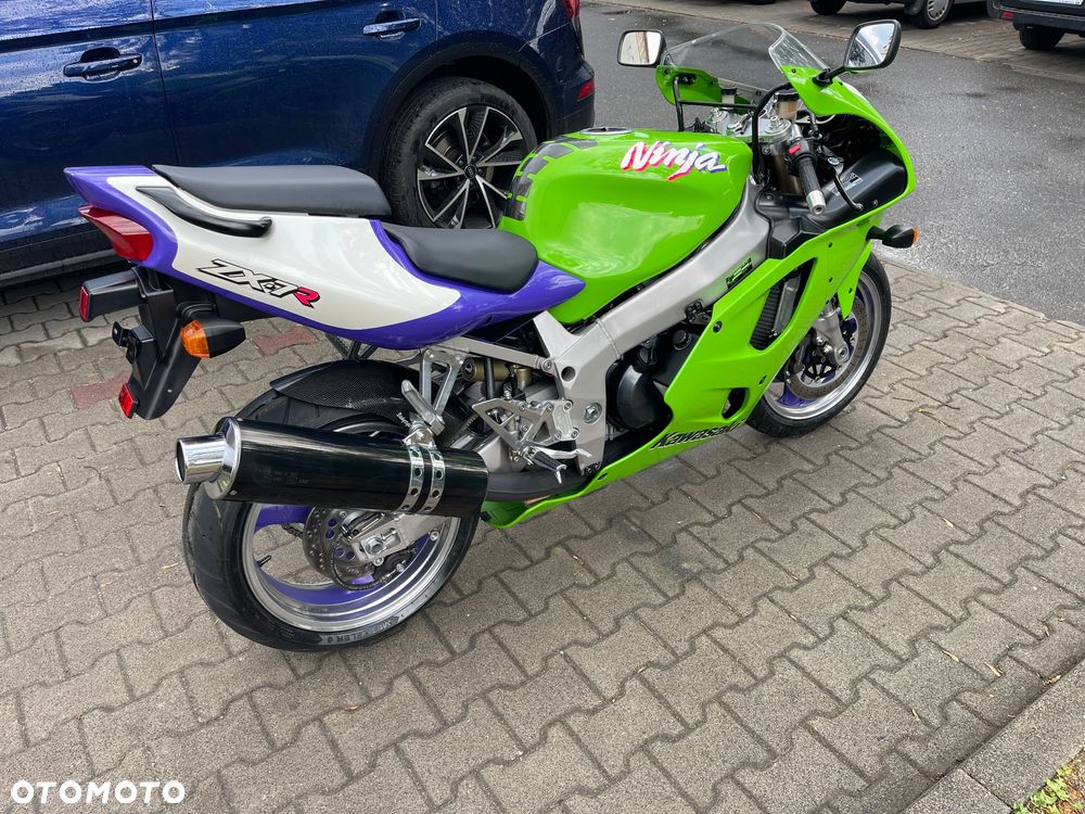 Kawasaki ZX - 3