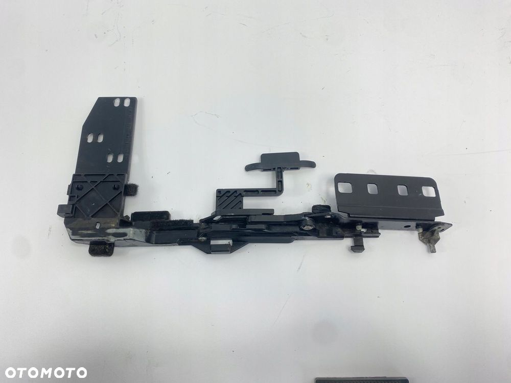 PROWADNICA SZYBERDACHU PRAWA MERCEDES W124 W201 190 1247820612 - 8