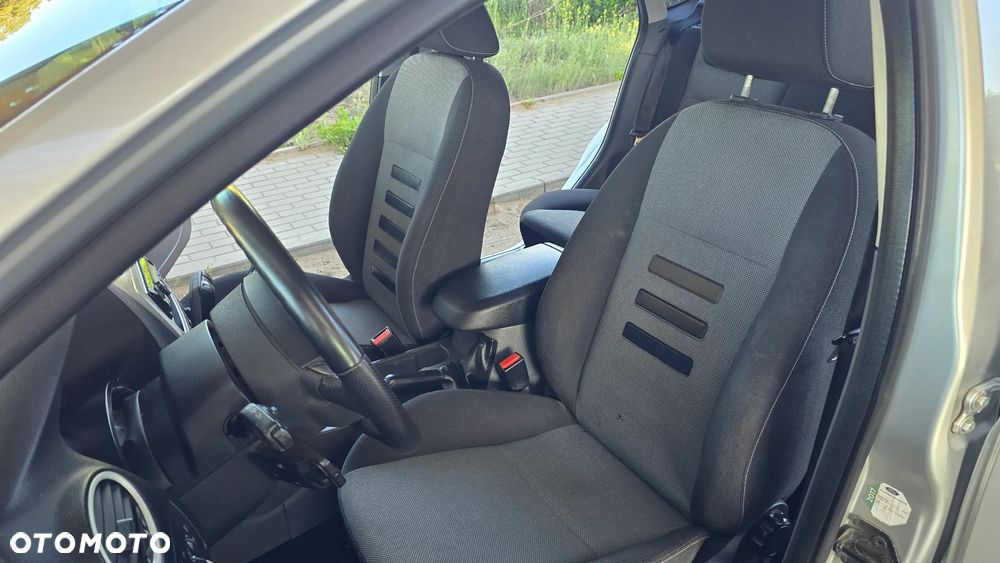 Ford Focus 1.6 Ti-VCT Sport - 30