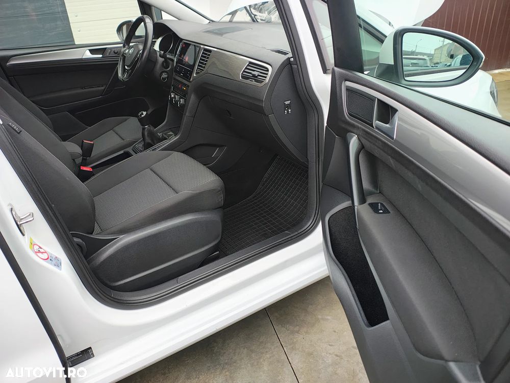 Volkswagen Golf Sportsvan 1.6 TDI (BlueMotion Technology) Trendline - 20