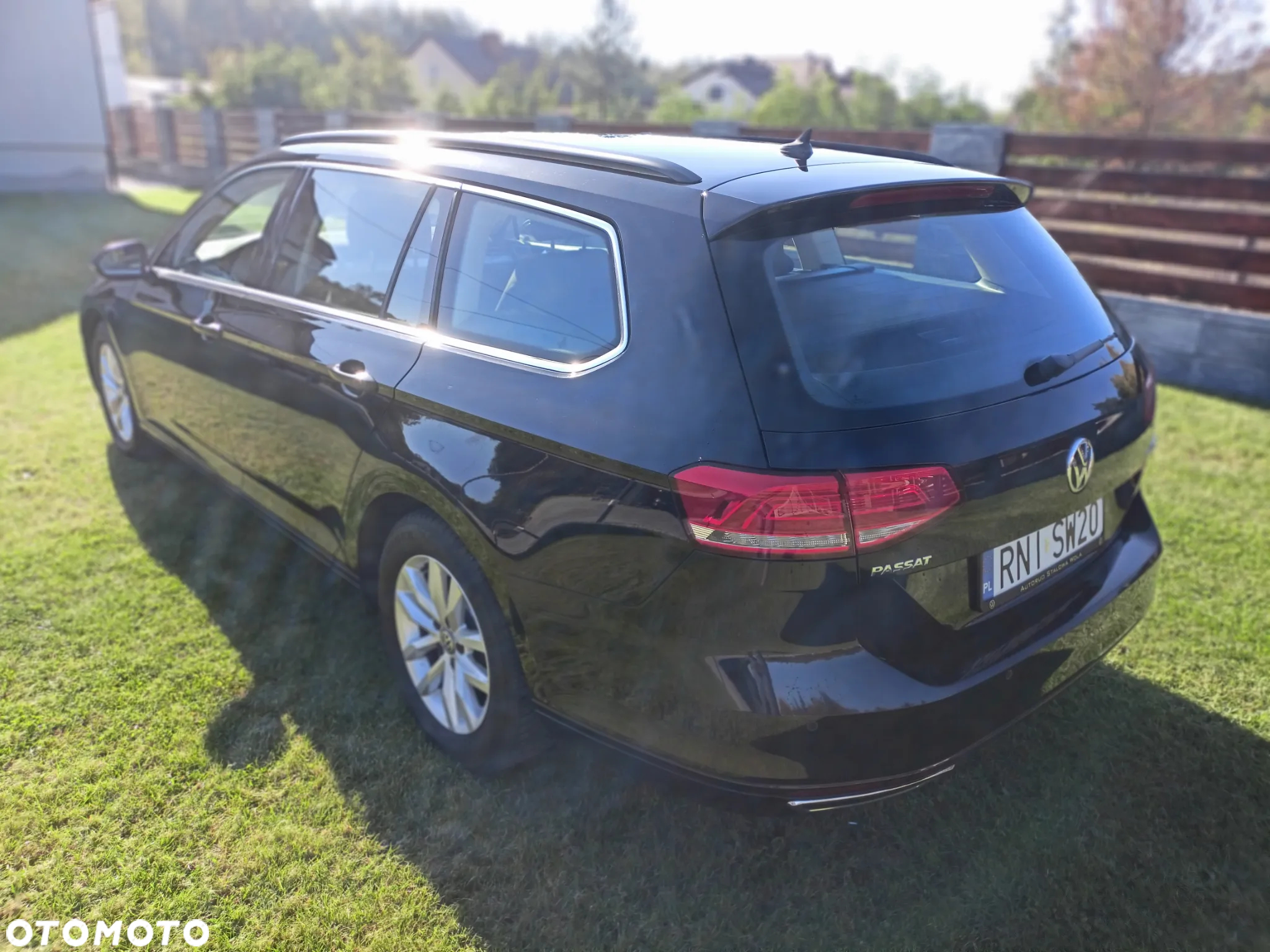 Volkswagen Passat Variant 1.6 TDI (BlueMotion Technology) Comfortline - 6