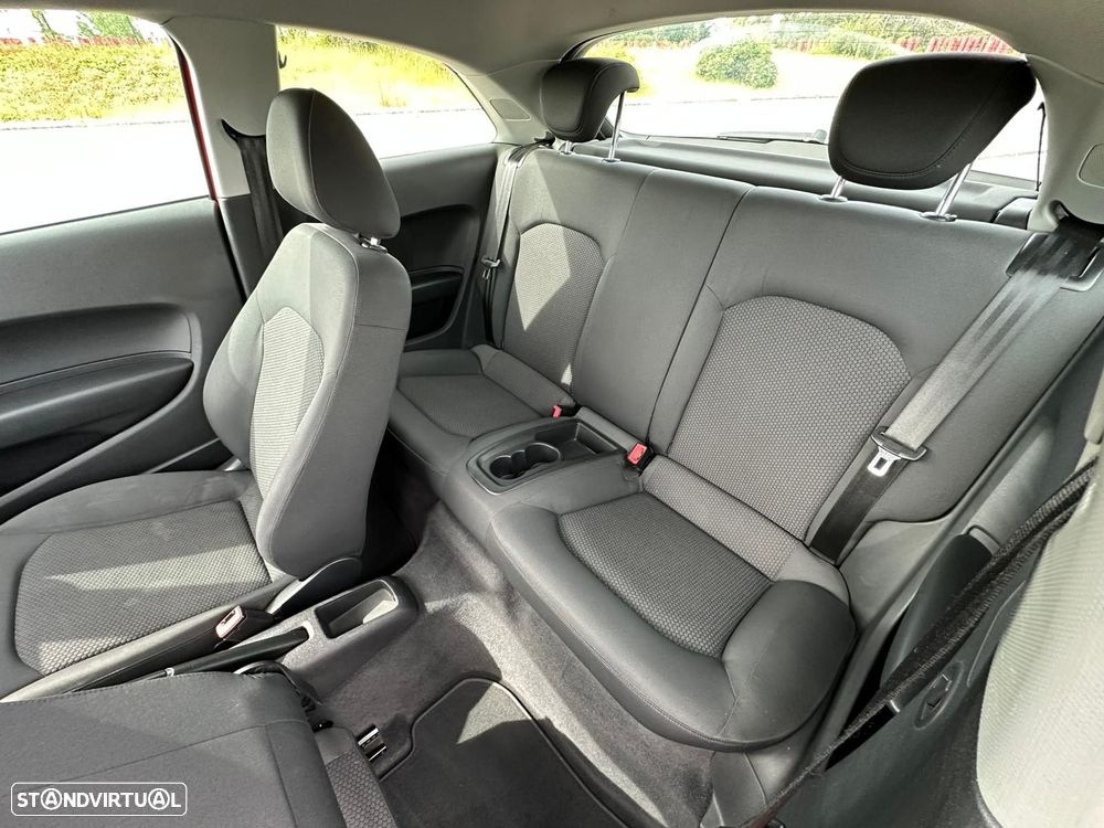Audi A1 1.6 TDI Advance - 11