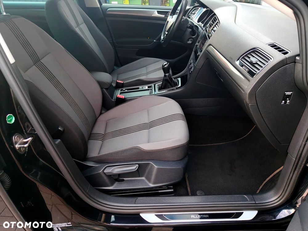 Volkswagen Golf 1.4 TSI BlueMotion Technology Allstar - 32