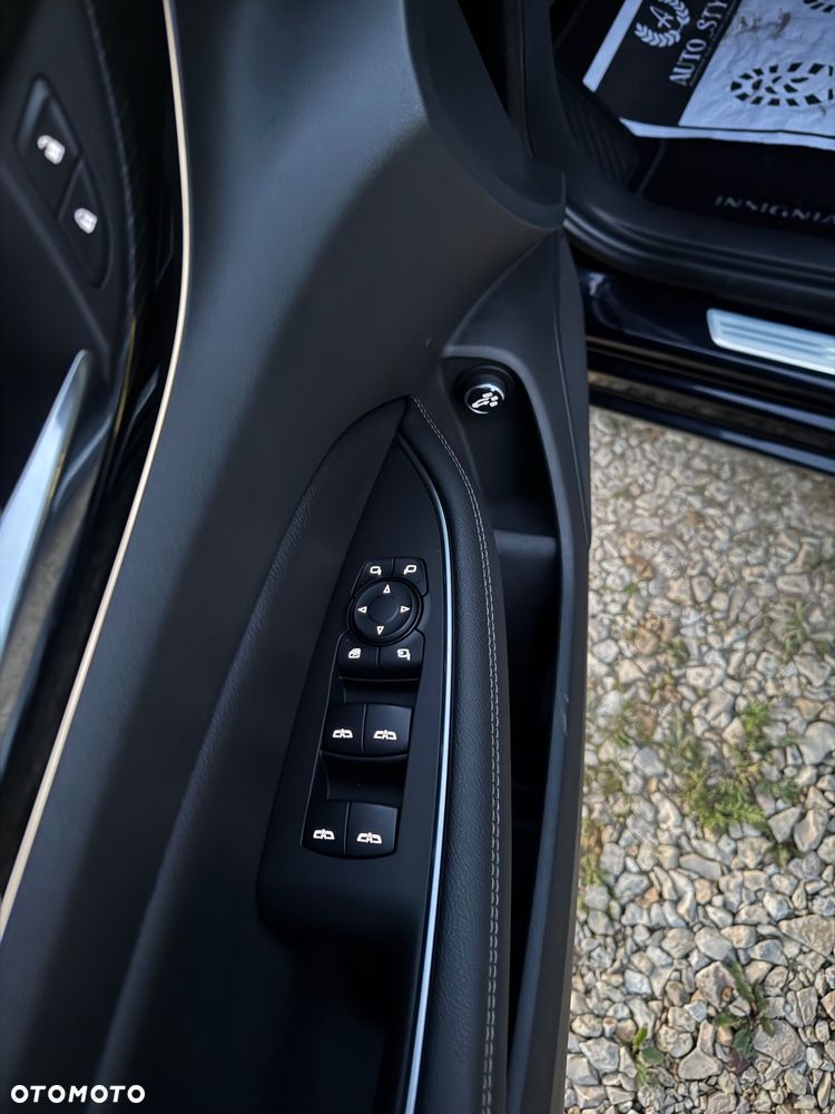 Opel Insignia 1.5 T Exclusive S&S - 18