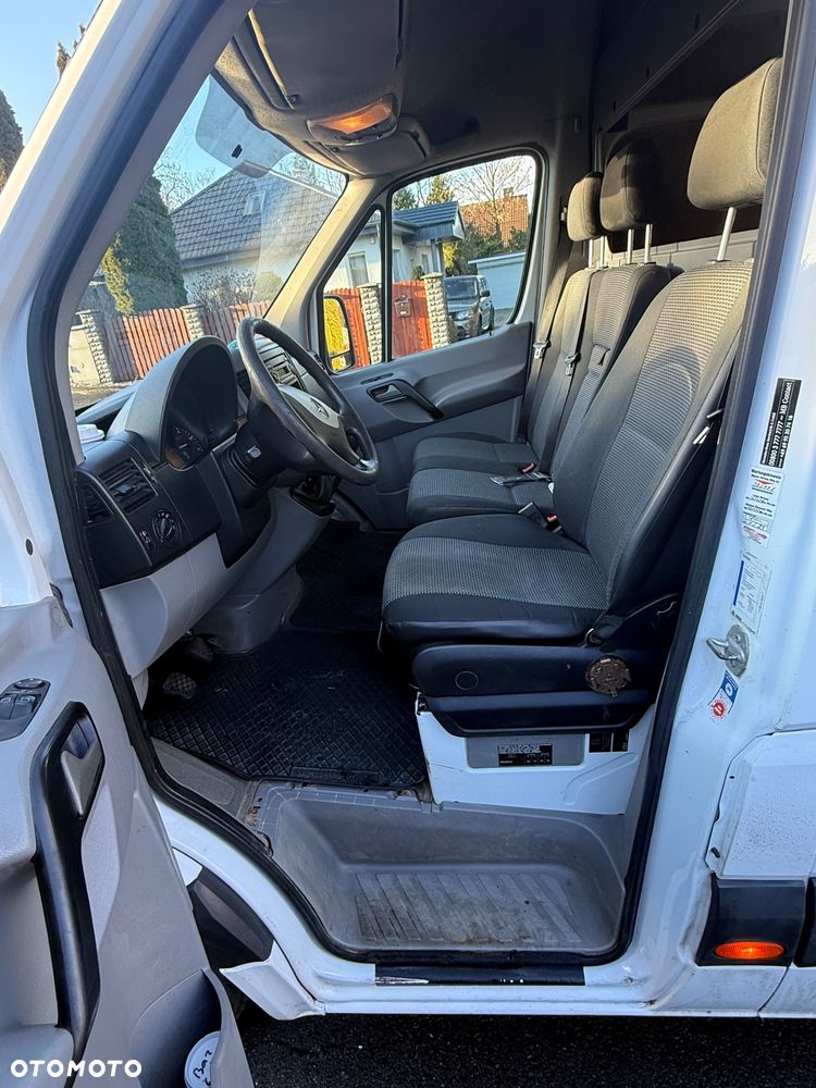 Mercedes-Benz Sprinter - 17