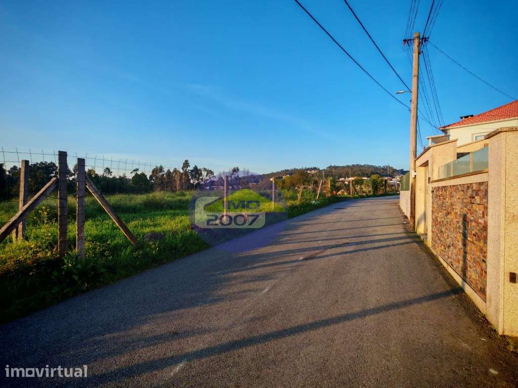 Excelente terreno com 1850m2 em Mozelos - Grande imagem: 5/17