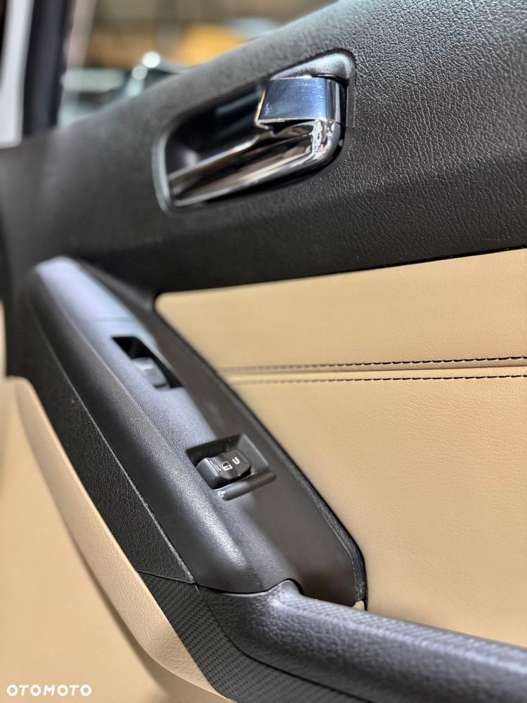 Hummer H3 Luxury - 36