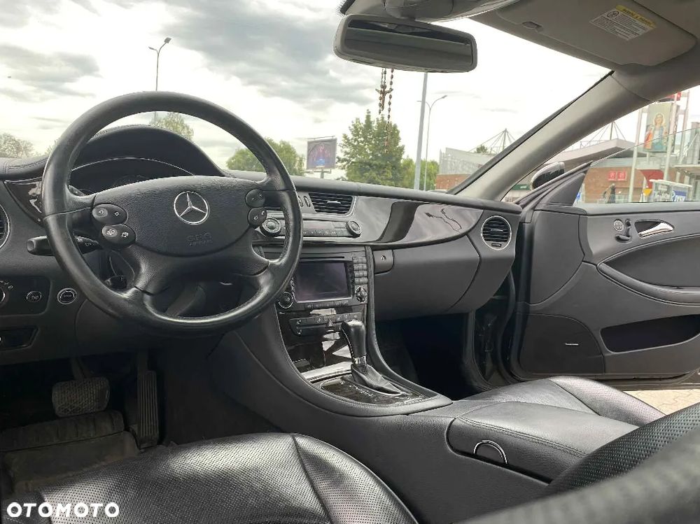 Mercedes-Benz CLS 500 - 22