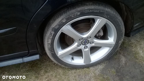 Volvo S40 V50 C30 c70 r-design felgi felga aluminiowe alufelga 18 cali