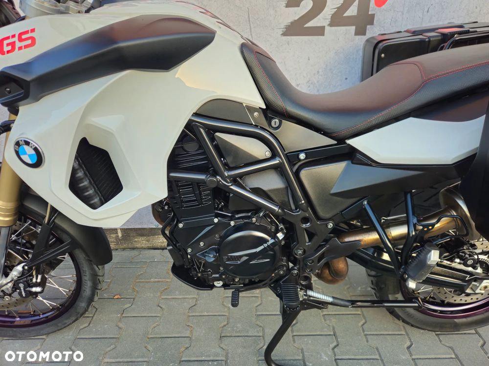 BMW F - 20