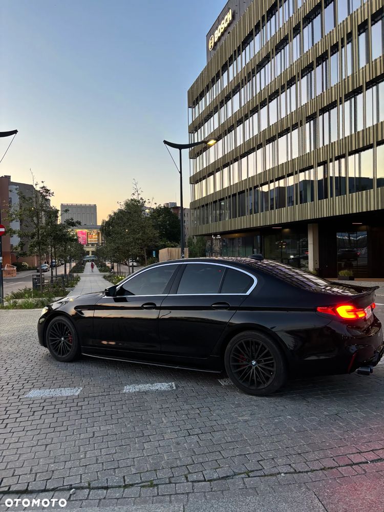 BMW Seria 5 540i M Sport sport - 11