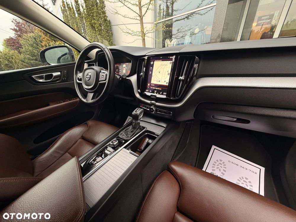 Volvo XC 60 D4 AWD Geartronic RDesign - 5