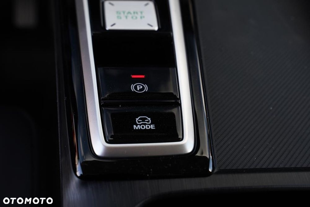 MG ZS 1.5 HEV+ Exclusive - 26