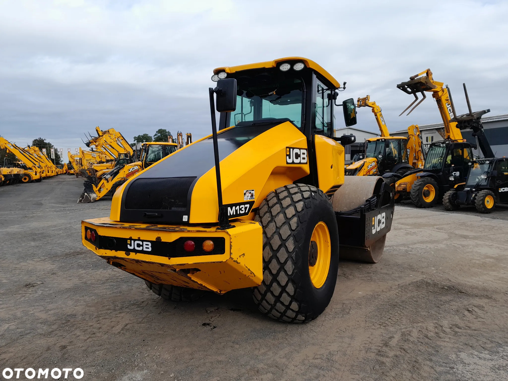 JCB VM137 VM137 - 8