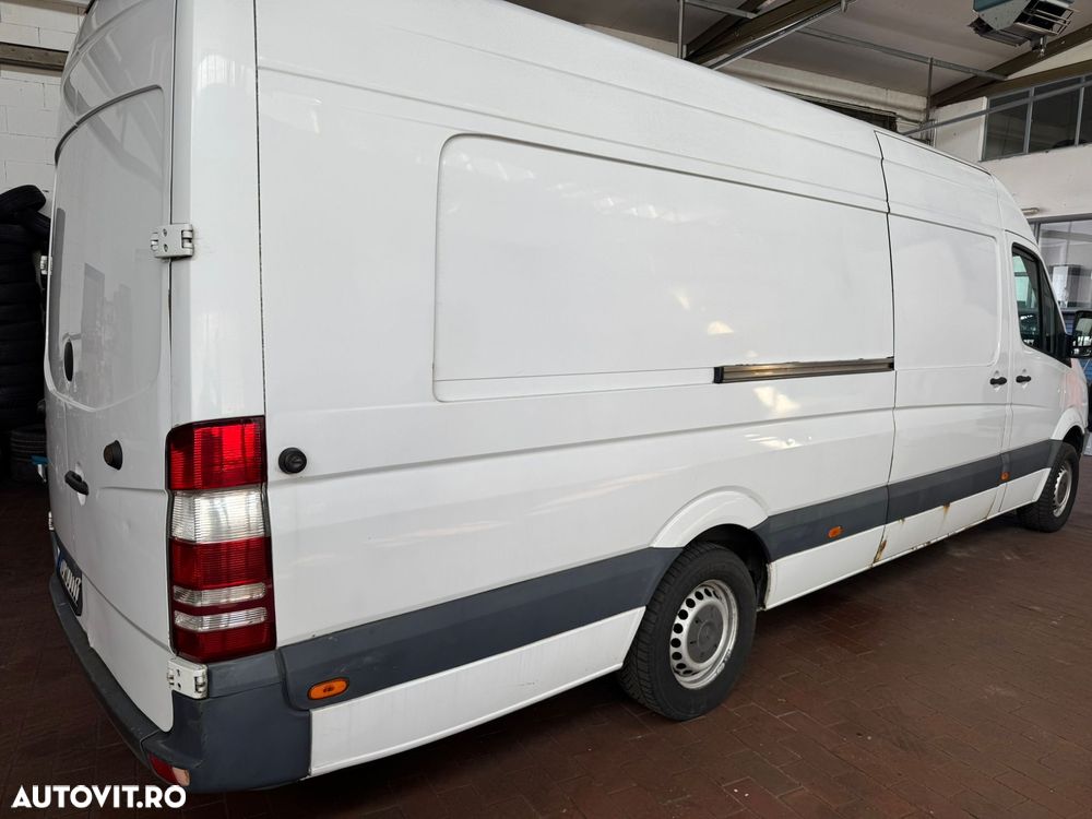 Mercedes-Benz Sprinter - 7