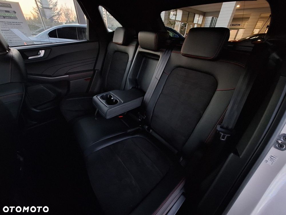 Ford Kuga 2.0 EcoBlue AWD ST-Line X - 23