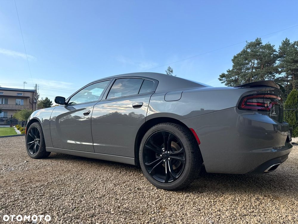 Dodge Charger - 5