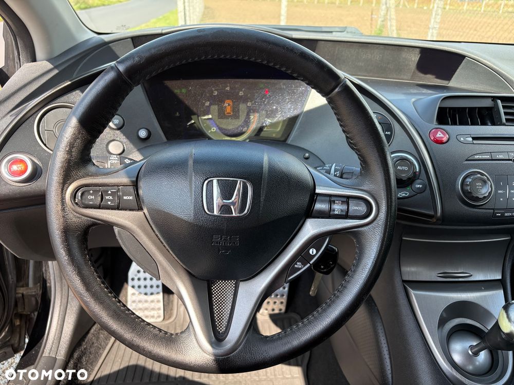 Honda Civic 1.4 Sport - 17