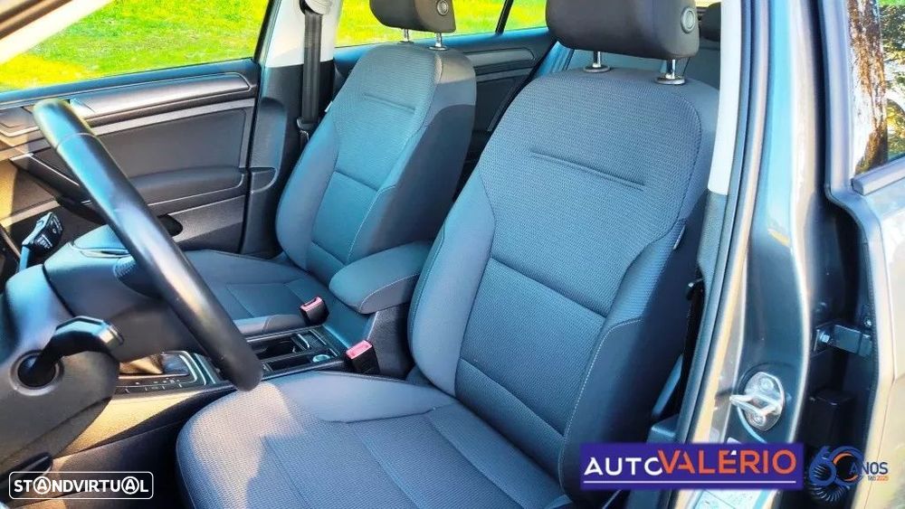 VW Golf Variant 1.6 TDi Confortline DSG - 9