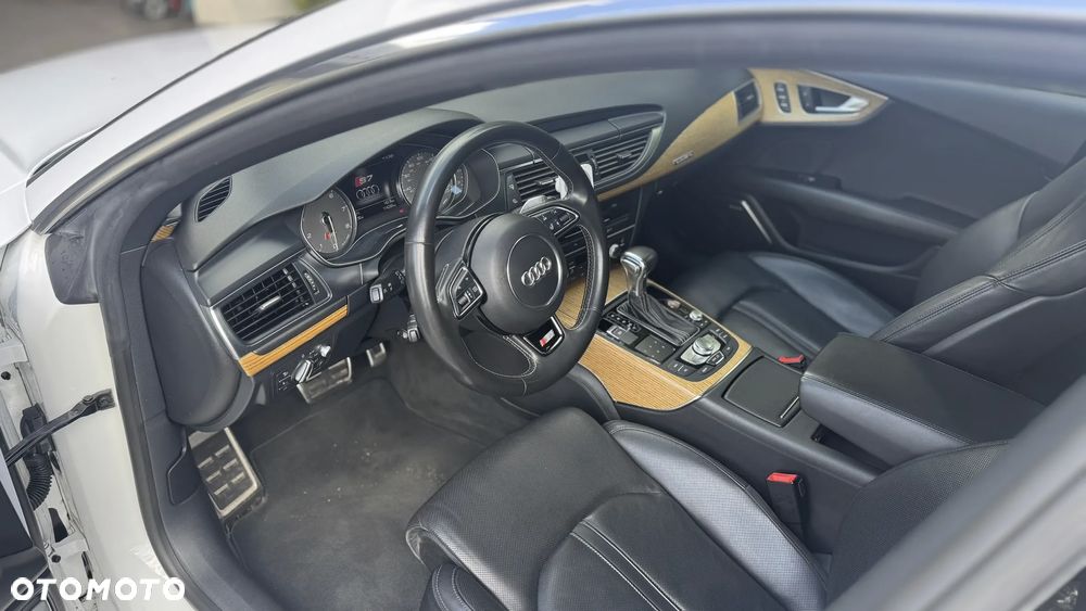 Audi S7 Sportback Standard - 9