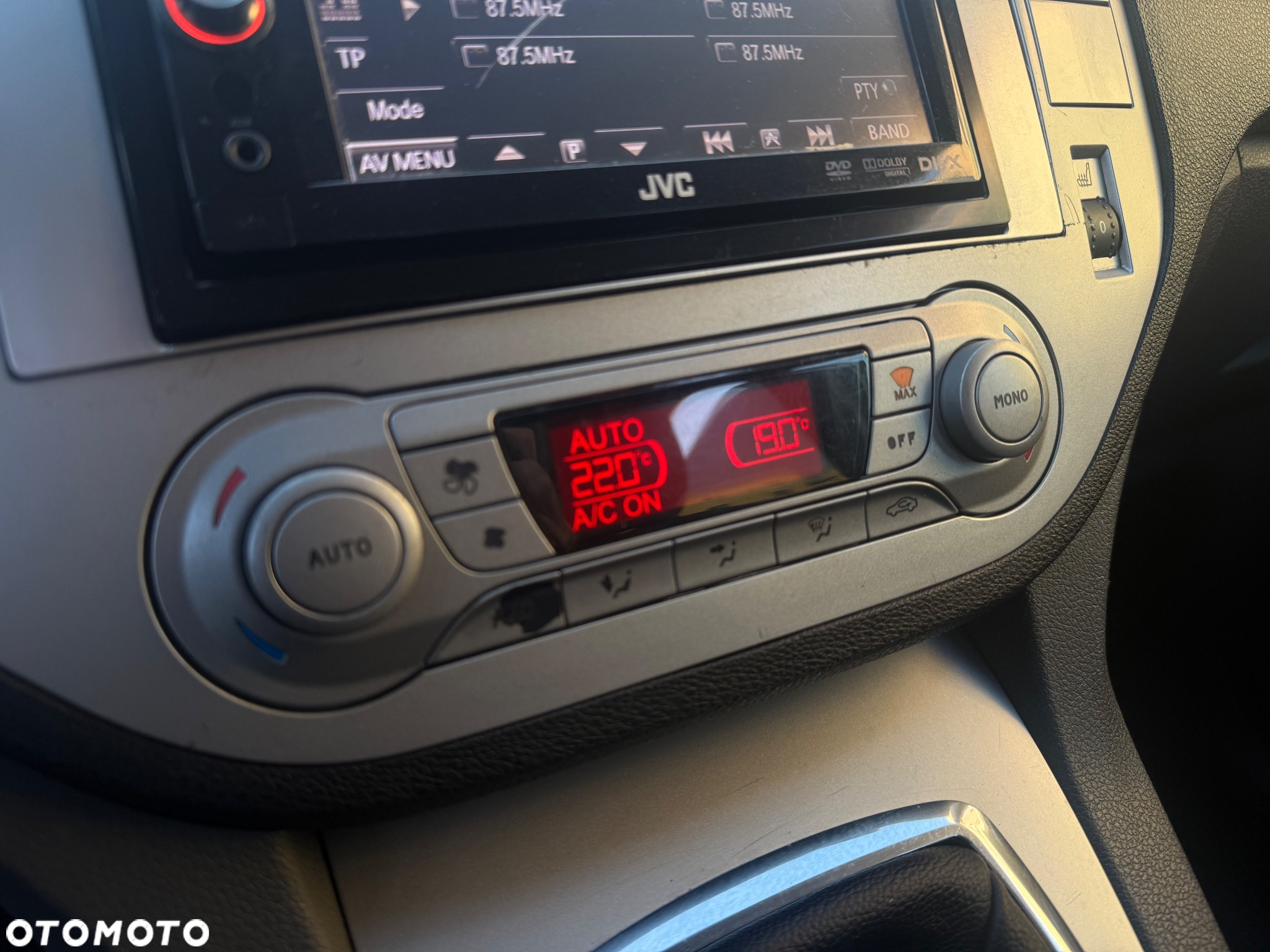 Ford Kuga 2.0 TDCi 2x4 Trend - 15