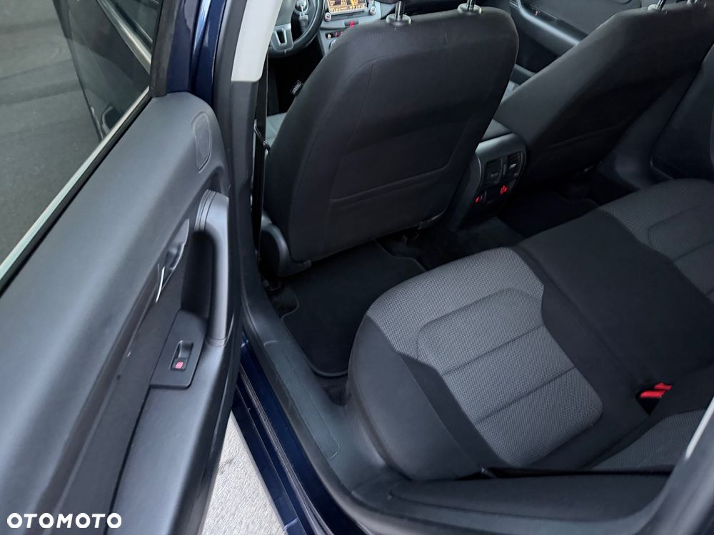 Volkswagen Passat 2.0 TDI DPF Comfortline DSG - 11