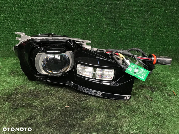 LED SOCZEWKA LAMPY PRAWA PRAWY FOD DYNAMIC LED MONDEO MK5 W-WA