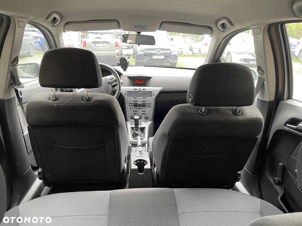 Opel Astra 1.6 - 18
