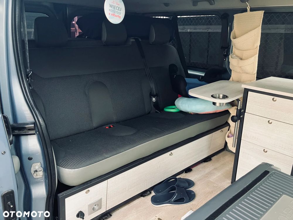 Opel Vivaro - 10
