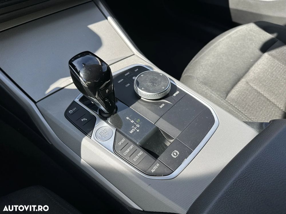 BMW Seria 3 320d xDrive Aut. - 16