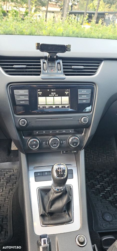 Skoda Octavia 1.6 TDI AMBITION - 7
