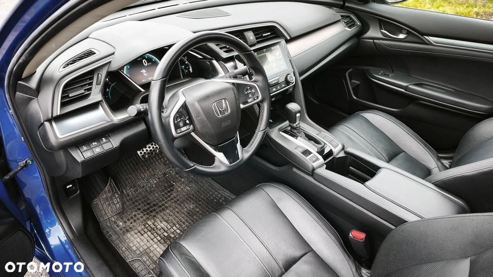 Honda Civic 1.5 i-VTEC Turbo CVT Elegance - 18