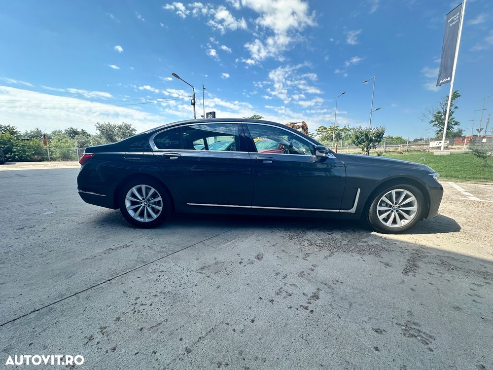 BMW Seria 7 730Ld xDrive - 37