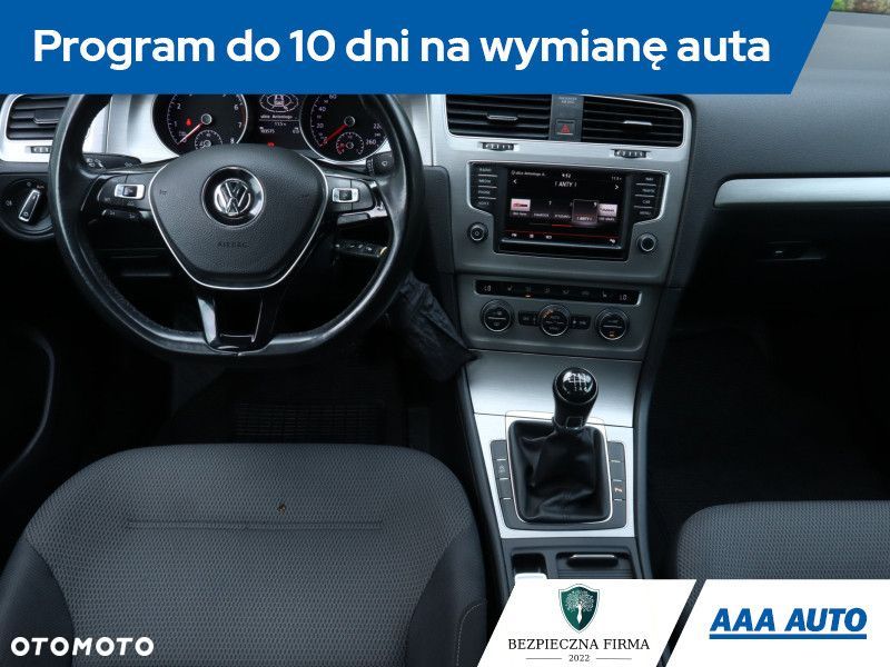 Volkswagen Golf Variant - 9
