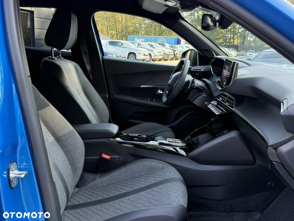 Peugeot 2008 1.2 PureTech Allure S&S EAT8 - 20