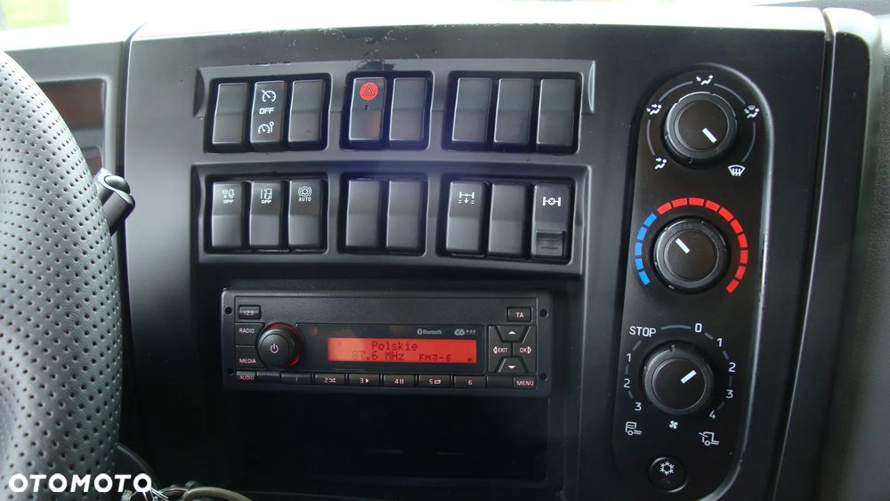 Renault Podwozie DMC 16 T - 18