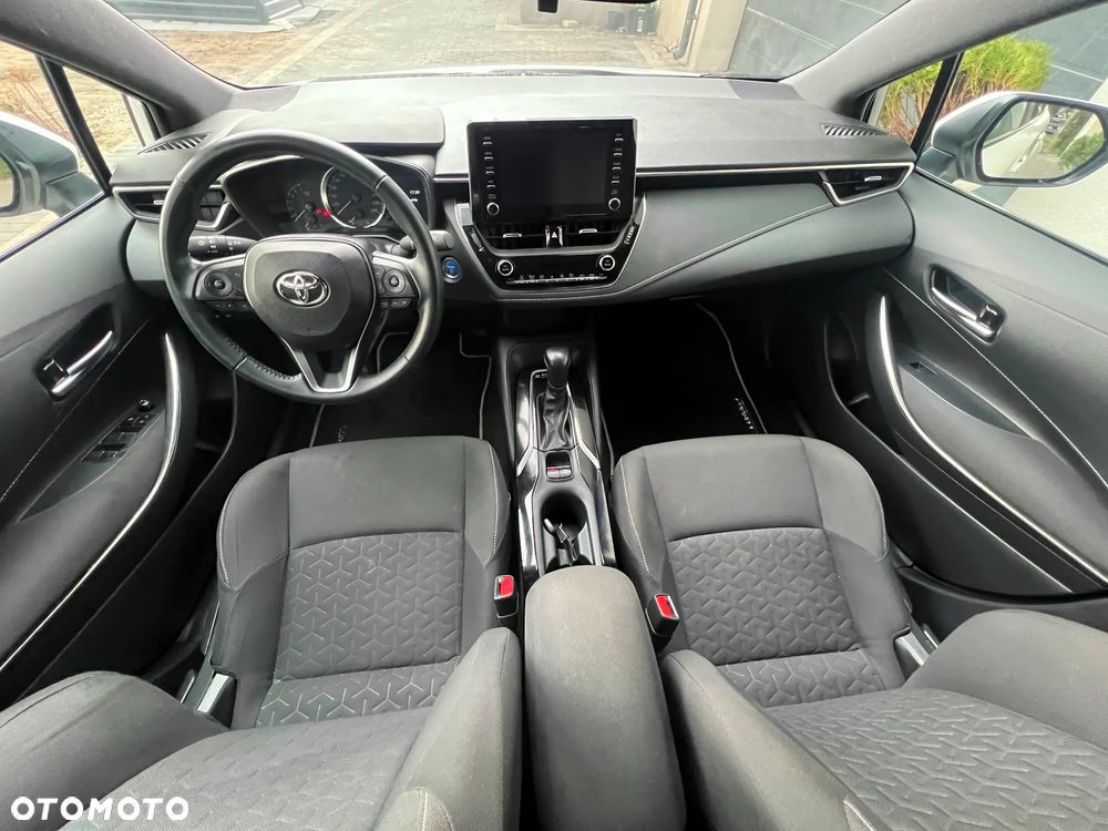 Toyota Corolla 1.8 Hybrid Comfort - 18
